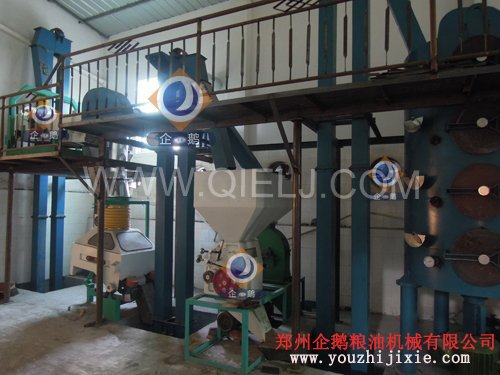 亞麻籽油設(shè)備！提供生產(chǎn)胡麻籽油的成套生產(chǎn)線！(圖3)