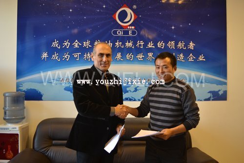 黎巴嫩客戶250噸葵花籽預(yù)榨浸出生產(chǎn)線(圖2)